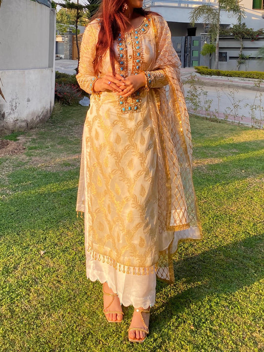 Golden Aura – Ivory & Gold Embroidered Jacquard 3-Piece Festive Suit