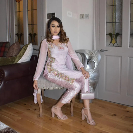 Chiffon Base Suit with Zardozi & Resham Embroidery – Soft Bluish Pink Elegance