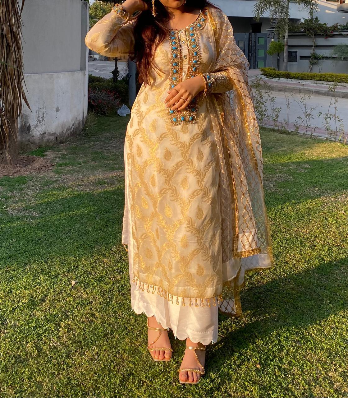 Golden Aura – Ivory & Gold Embroidered Jacquard 3-Piece Festive Suit