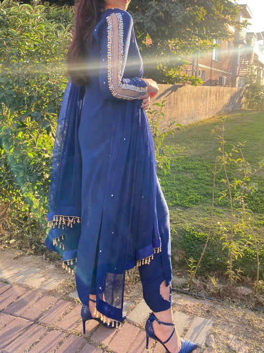 Sapphire Gleam – Royal Blue Embellished Chiffon 3-Piece Formal Ensemble