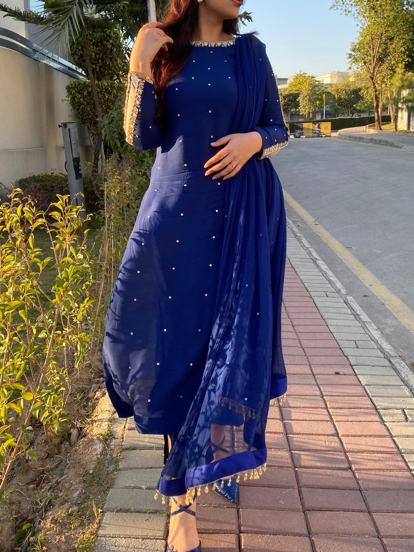 Sapphire Gleam – Royal Blue Embellished Chiffon 3-Piece Formal Ensemble